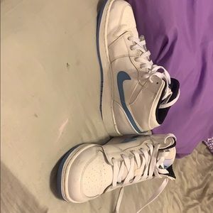 Air Jordan 1s blue white retro